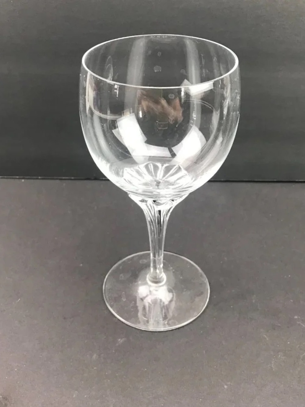 Elegant Clear Glass Wine Goblet - Unbranded Classic Stemware
